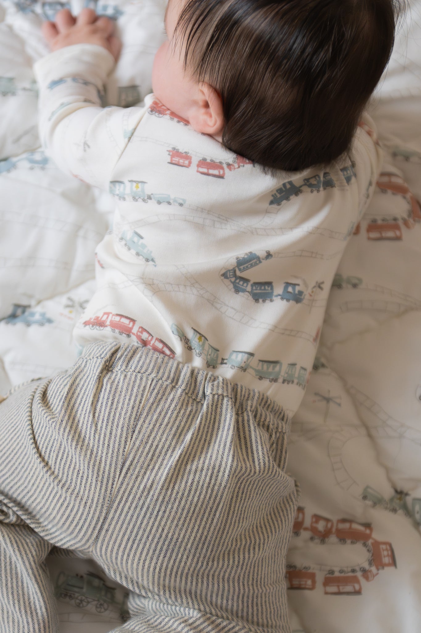 Pehr-Henley One Piece-Locomotive-4