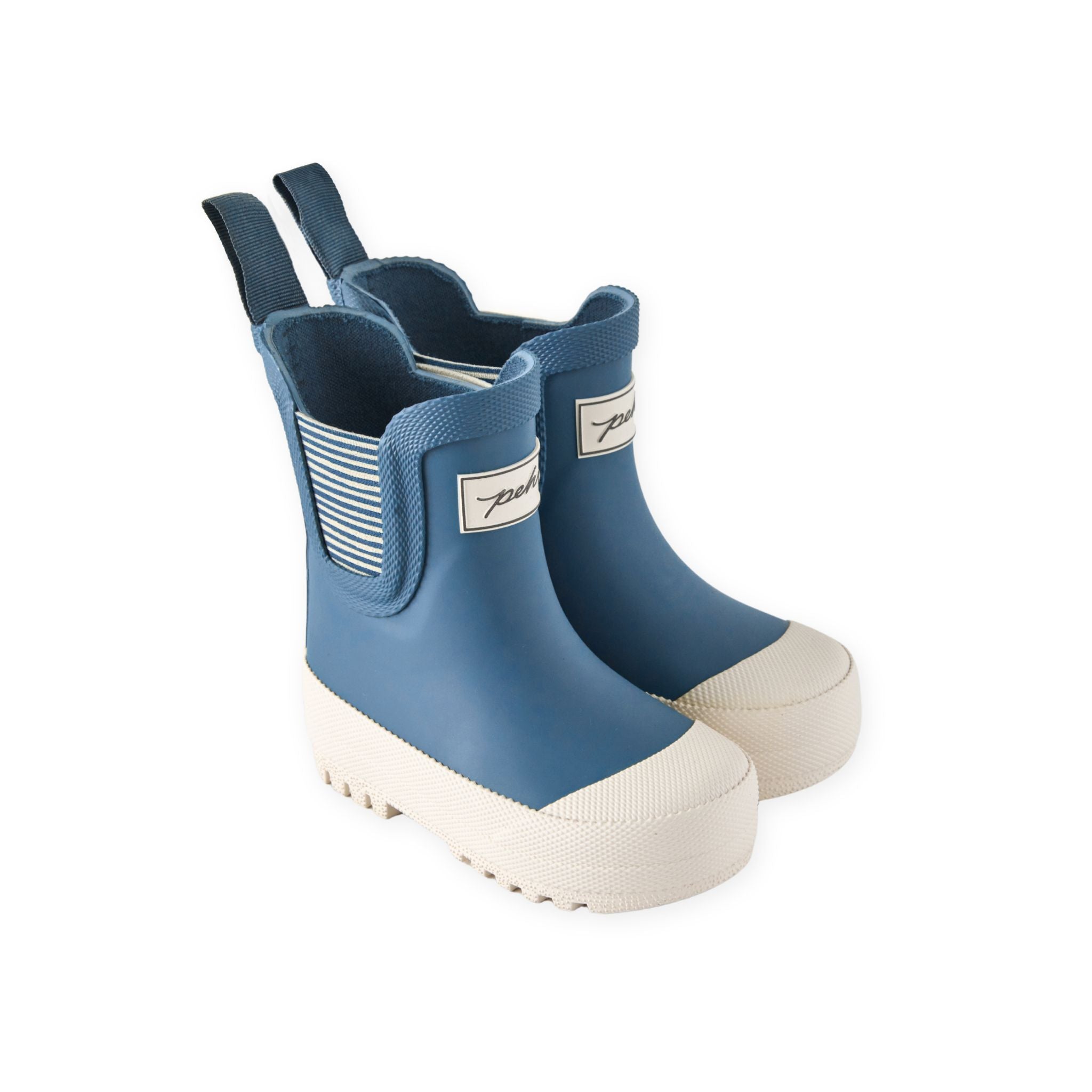 Pehr-Voyageur Boot-River-1