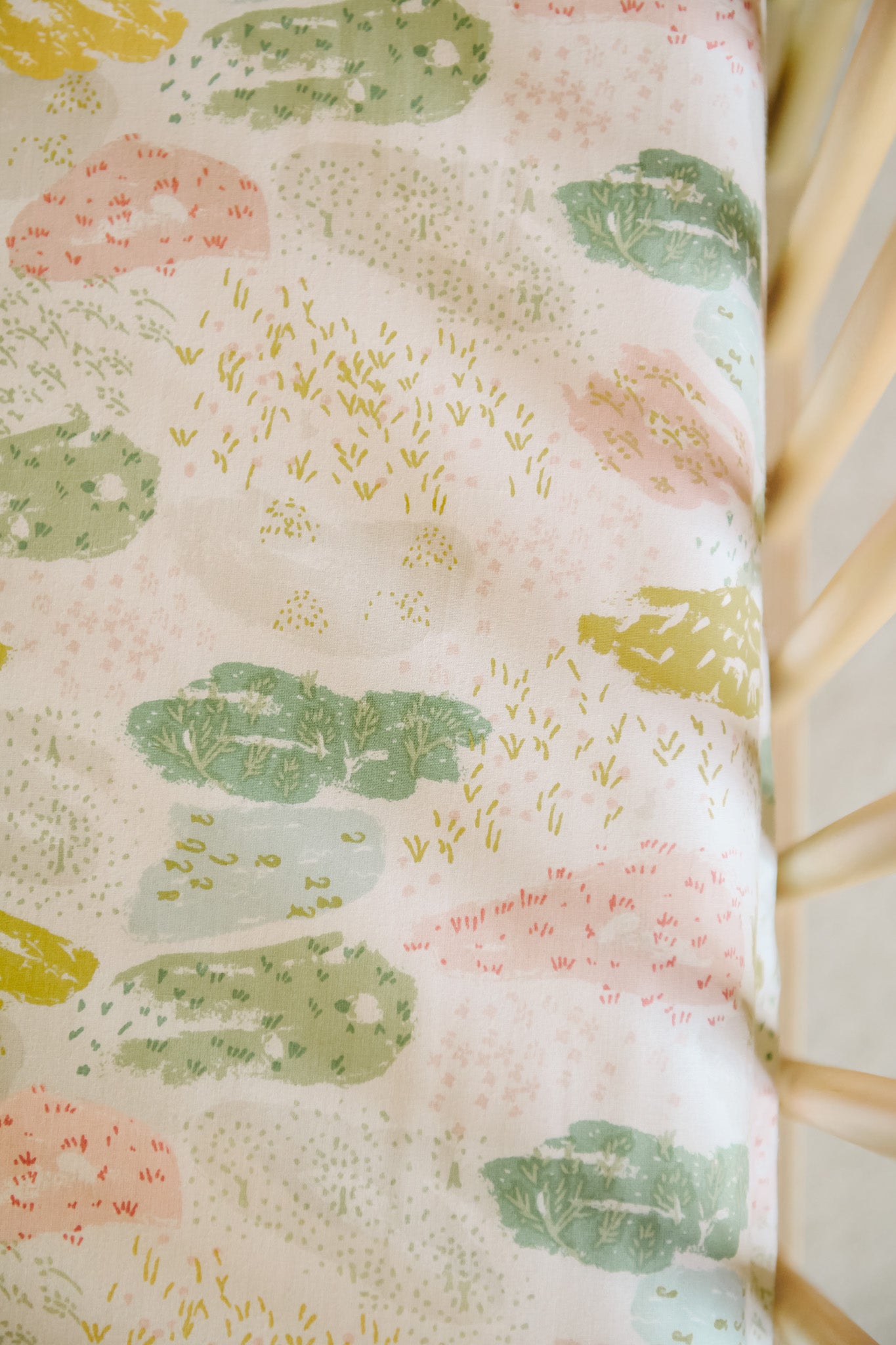 Pehr-Crib Sheet- Happy Valley-2