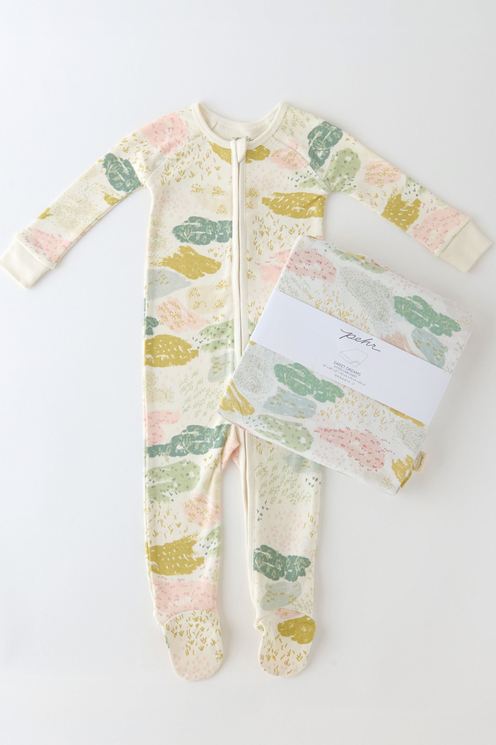 Pehr-Crib Sheet- Happy Valley-5