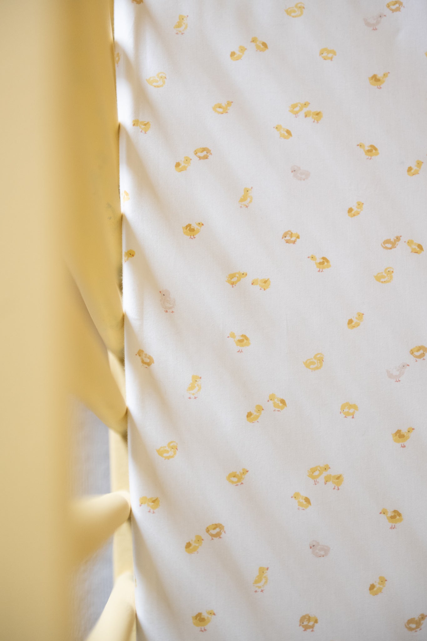 Pehr-Crib Sheet-Cheerful Chick-4