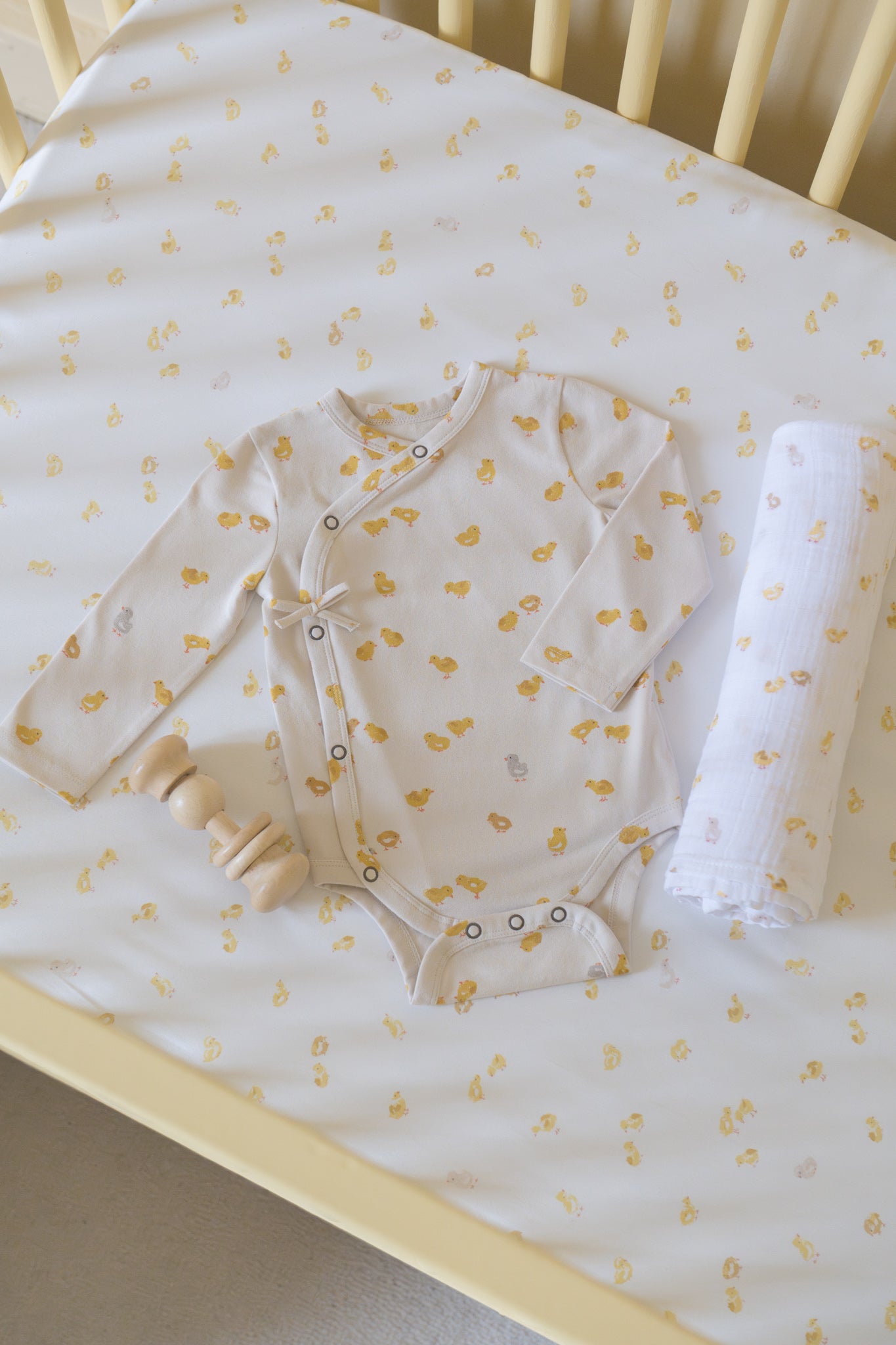 Pehr-Crib Sheet-Cheerful Chick-5