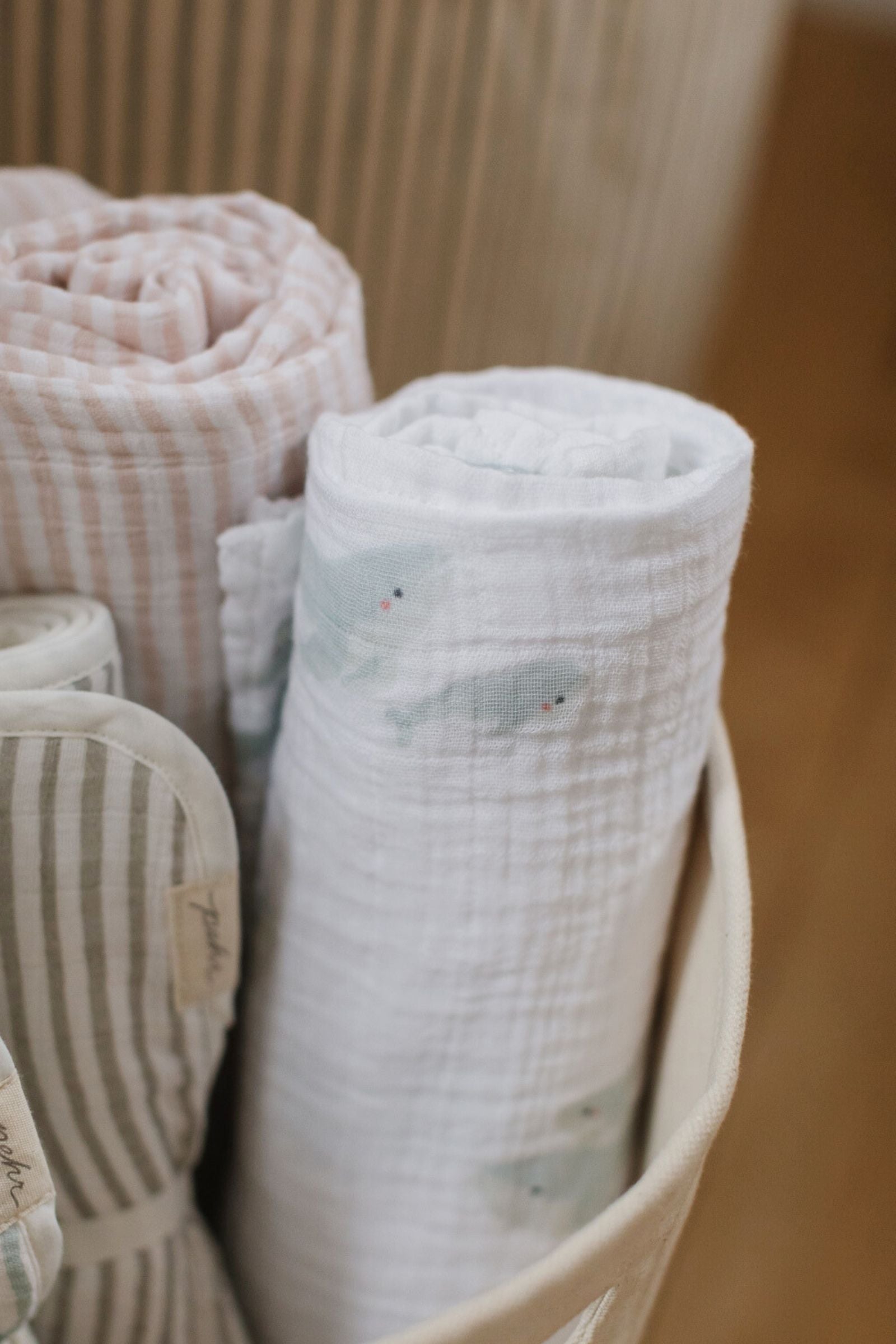 Pehr-Follow Me Swaddle-Follow Me Whale-3