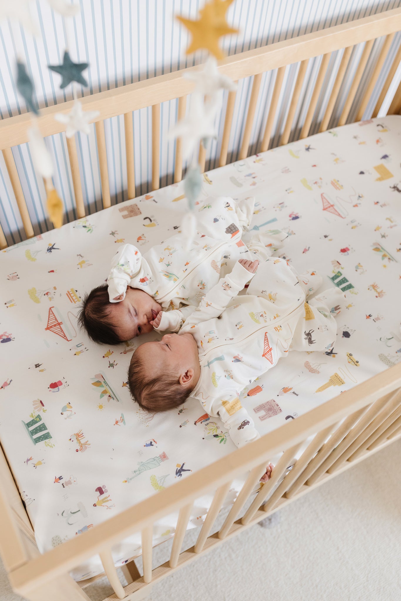 Pehr-Crib Sheet-Explore the World-4